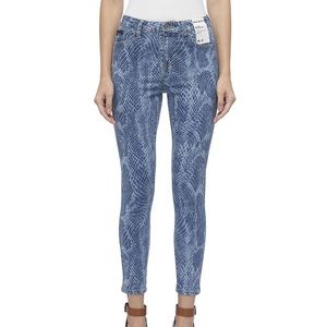 🆕 DKNY Women's Delancey Skinny High Rise Snakeskin Print Light Wash Blue